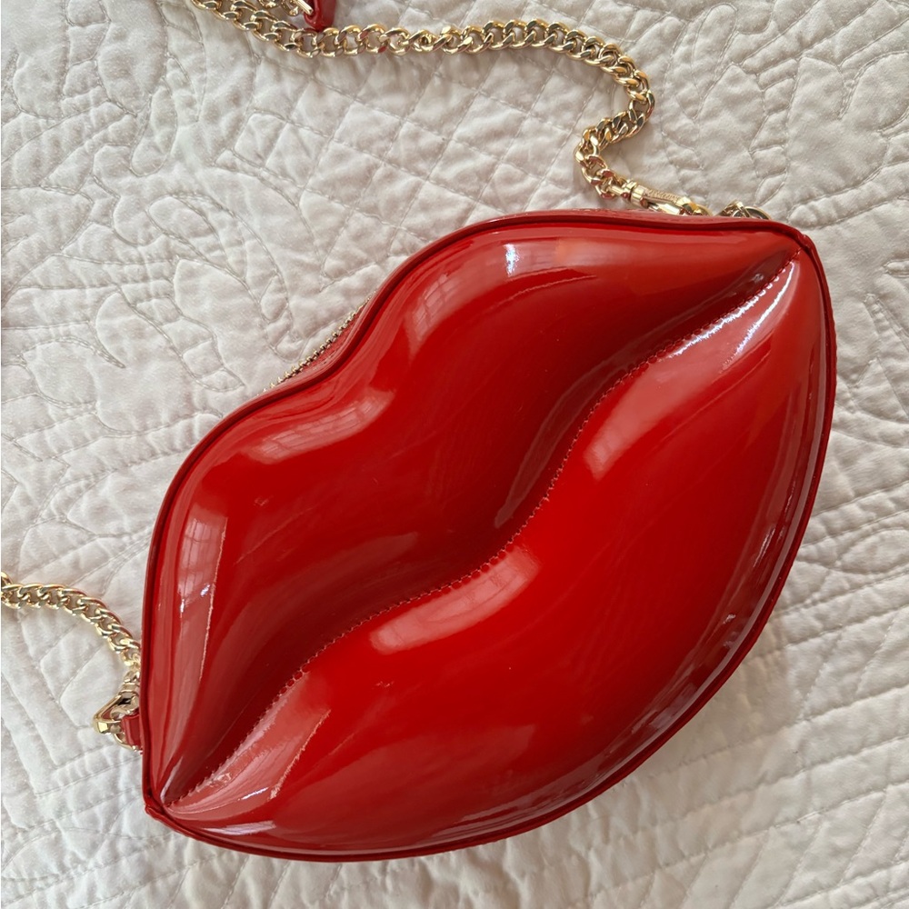 Kate Spade Mwah 3D Lip Crossbody - Picture 3 of 8